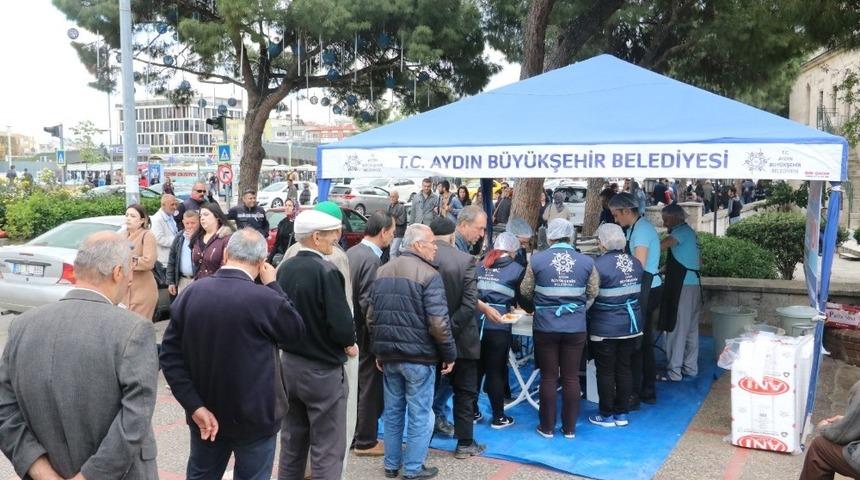 B&uuml;y&uuml;kşehir Berat Kandili nedeniyle lokma hayrı yaptı
