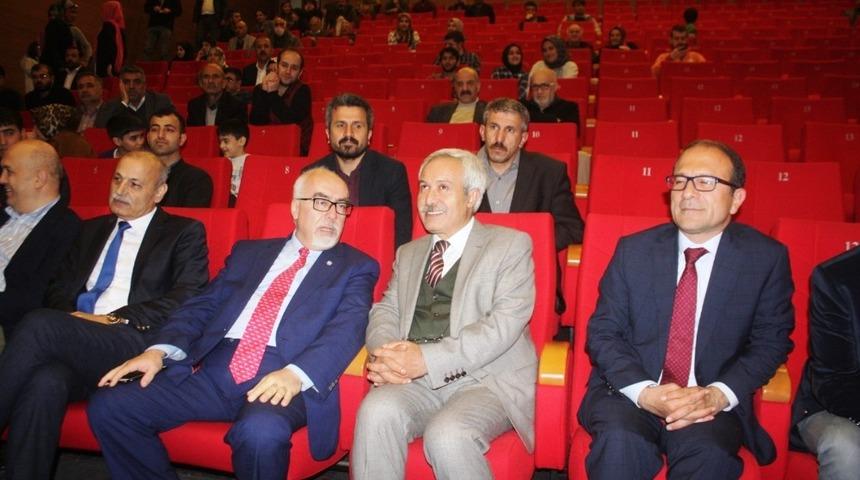 Diyarbakır&rsquo;da sindirim sistemi hastalıkları bilgilendirme toplantısı d&uuml;zenledi