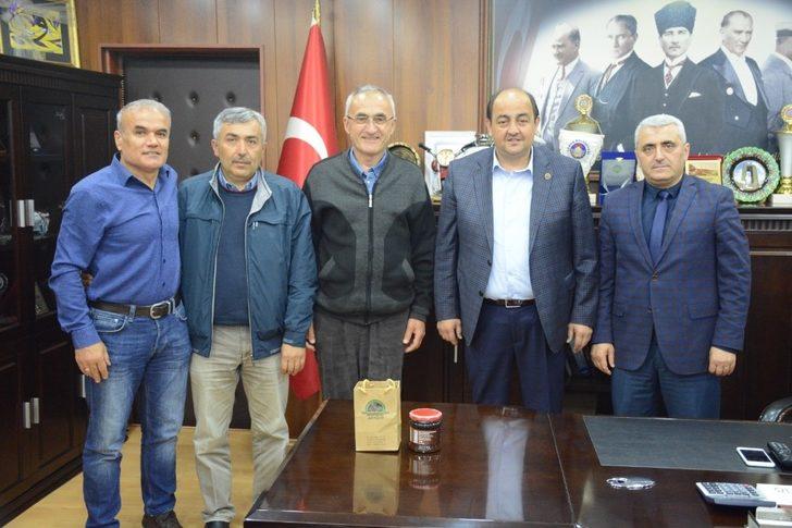 Başkan Demirtaş ziyaretçi akınına uğruyor G5