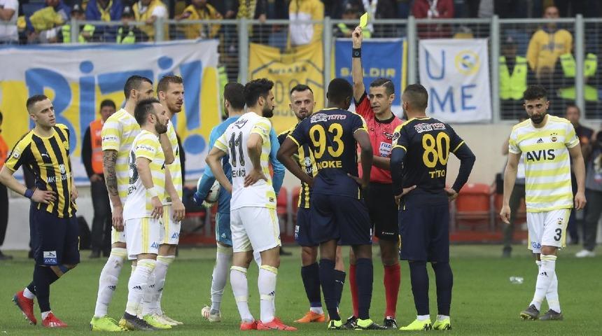 Tahkim Kurulu Mehmet Ekici'nin 3 maçlık cezasını onadı