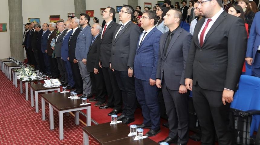 &ldquo;Turizmde Mevsimsellik Sorunu&rdquo; ER&Uuml; ve KAY&Uuml; Tarafından D&uuml;zenlenen Panelde Ele Alındı