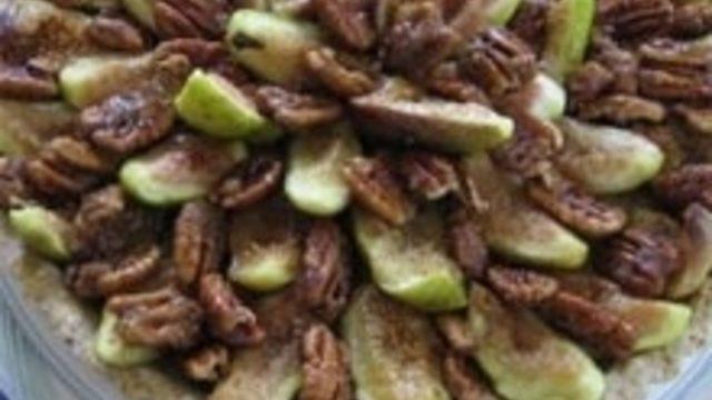 İncirli ve Cevizli Krokanlı Tart