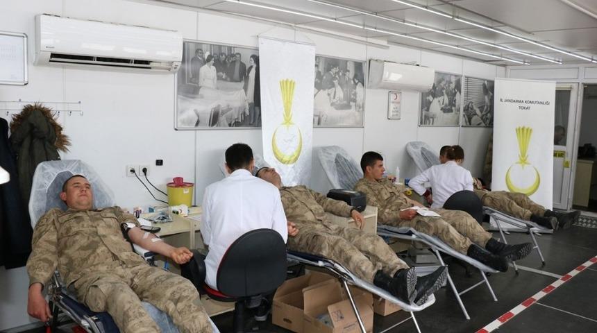 Jandarma&rsquo;dan kan bağışı desteği