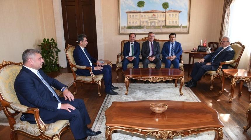 Enver Aputkan, Vali Karaloğlu’nu ziyaret etti