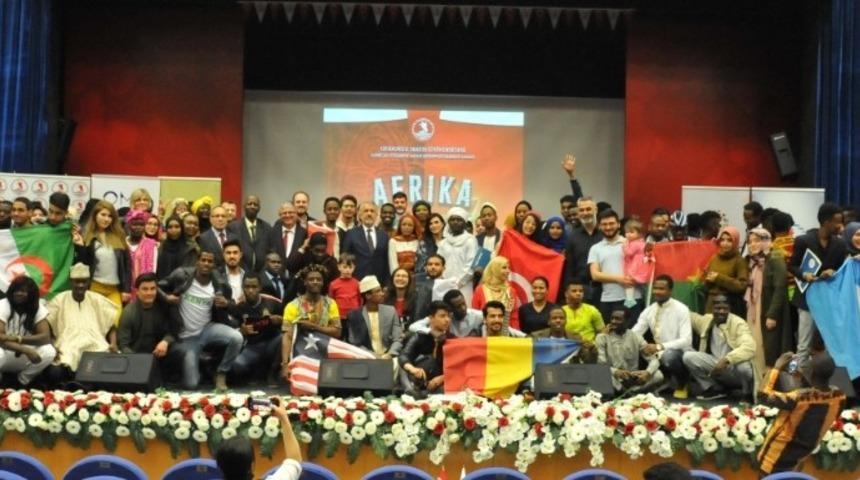 OM&Uuml;&rsquo;de &ldquo;Afrika Tanıtım ve K&uuml;lt&uuml;rel G&uuml;n&uuml;&rdquo; ger&ccedil;ekleştirildi