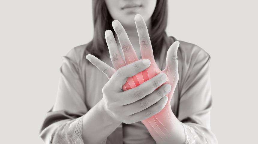 Fibromiyalji nedir, belirtileri nelerdir? Fibromiyaljinin nedeni nedir, tedavisi nasıl yapılır?