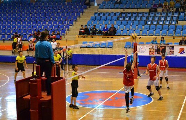 23 Nisan Voleybol Turnuvası sona erdi