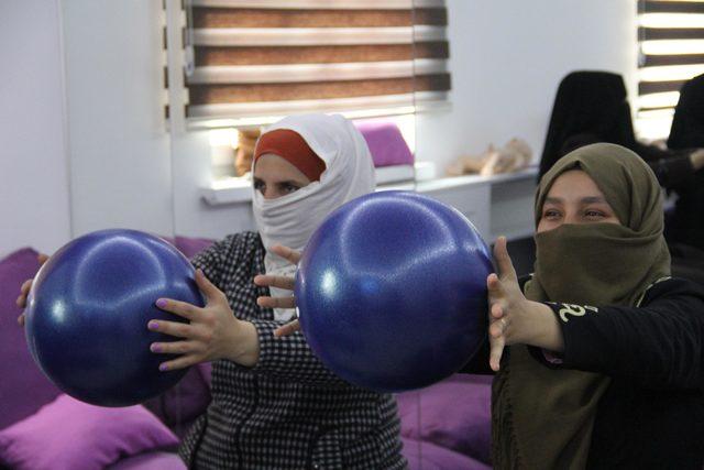Kayseri'de 400 mülteci kadına doğum eğitimi veriliyor