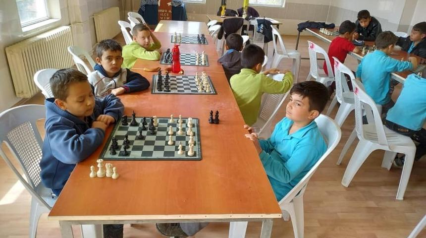 Hisarcık&rsquo;ta Satran&ccedil; Turnuvası