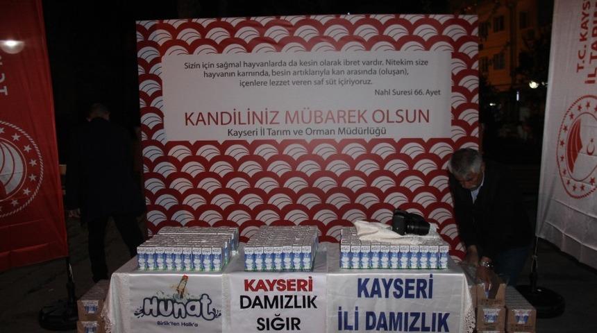 Tarım ve Orman Bakanlığı Kandil Gecesi S&uuml;t Dağıttı