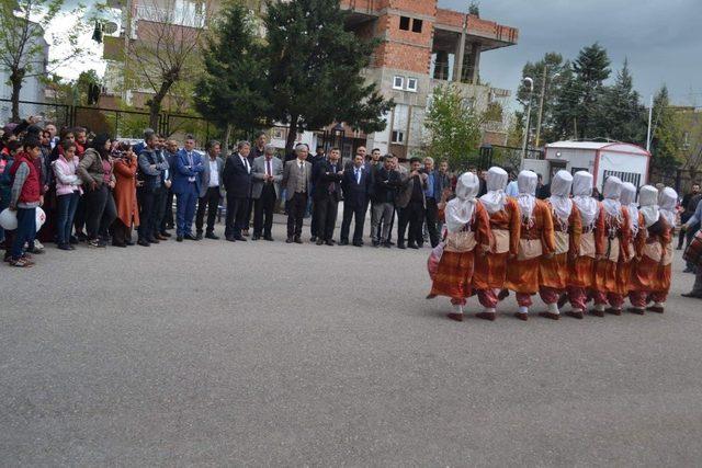 TOBB Yavuz Selim Ortaokulu TÜBİTAK Bilim Fuarı düzenledi