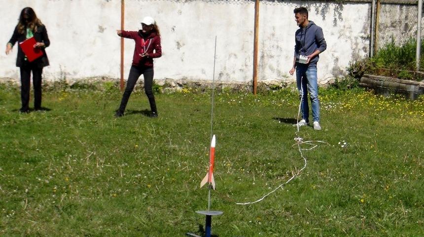 Roket&ccedil;iler derece i&ccedil;in yarıştı