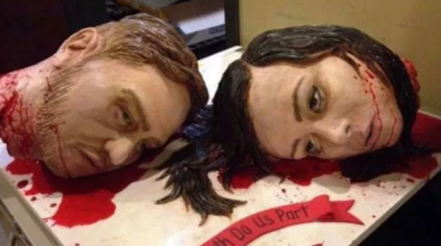 Böyle bir düğün pastası yok! Kafalarını kesip...