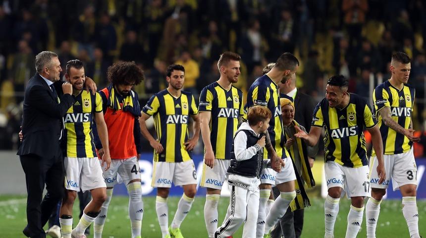 Fenerbahçe'de sarı kart alarmı