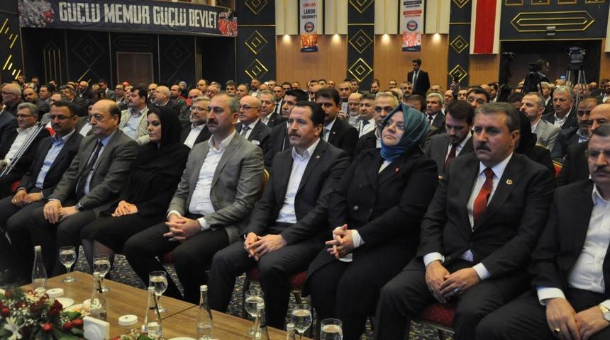 Bakan Selçuk'tan memurlara 'sendika' açıklaması