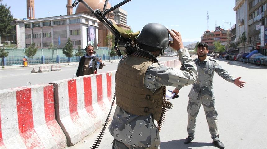 Kabil'de bakanlık binasına saldırı 