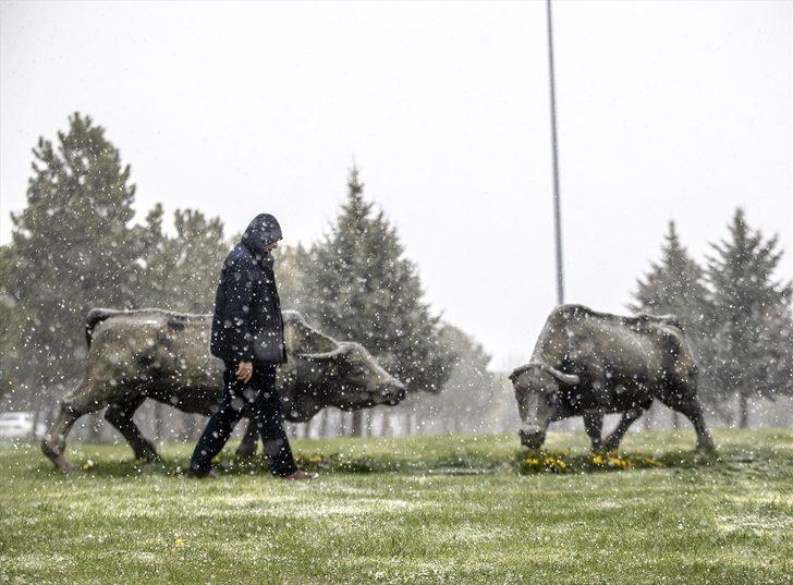 Başkent'te kar yağışı başladı  G1