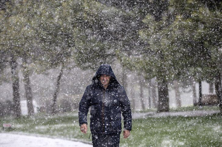 Başkent'te kar yağışı başladı  G3
