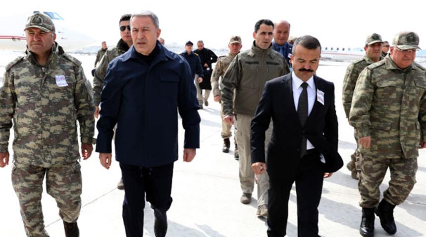 Bakan Akar: Ne kadar hain ve kalleş olduklarını gösterdiler