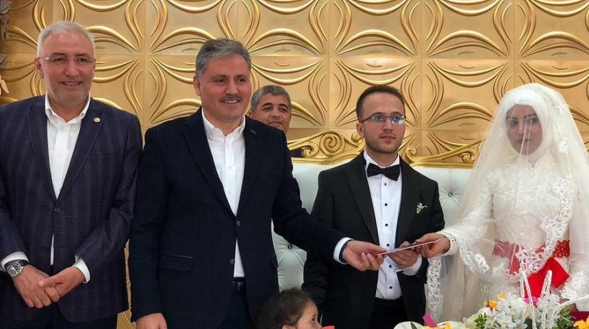 Malatyalı gazeteci Sezai Erhan’ın mutlu günü