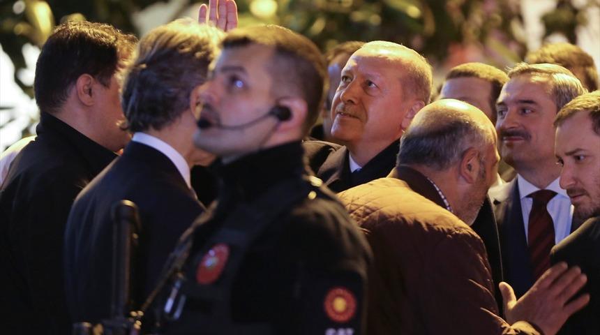 Cumhurbaşkanı Erdoğan, vatandaşlarla sohbet etti