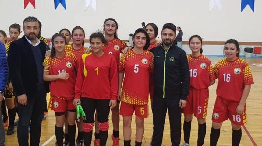 Kayseri Spor Lisesi, Kız Futsal Takımı T&uuml;rkiye finallerine gidiyor