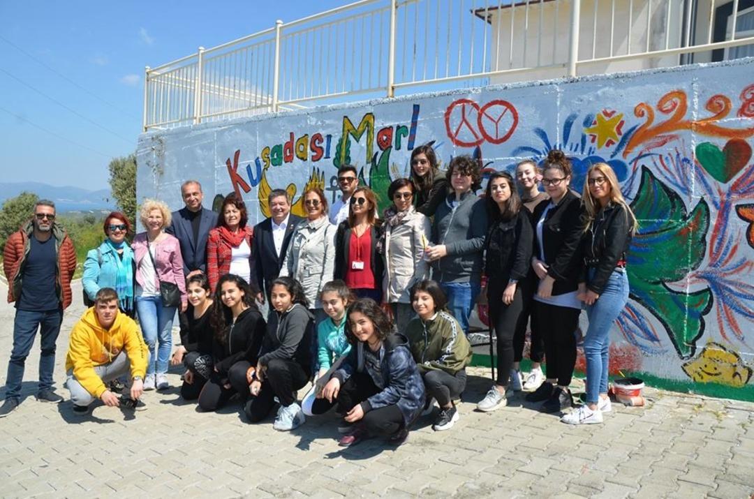 AD&Uuml; Turizm Fak&uuml;ltesi duvarlarinda kardeş şehir Marl izleri