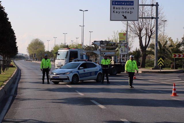 Miting nedeniyle sahil yolu trafiğe kapatıldı