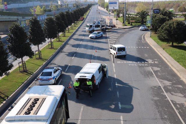 Miting nedeniyle sahil yolu trafiğe kapatıldı