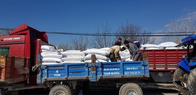 Çiftçiler, aracıları aradan çıkarttı, 250 bin TL paraları ceplerinde kaldı