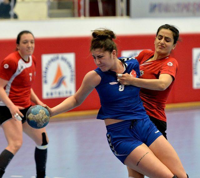 Muratpaşa Belediyespor Kadın Hentbol Takımı, haftayı galibiyetle tamamladı