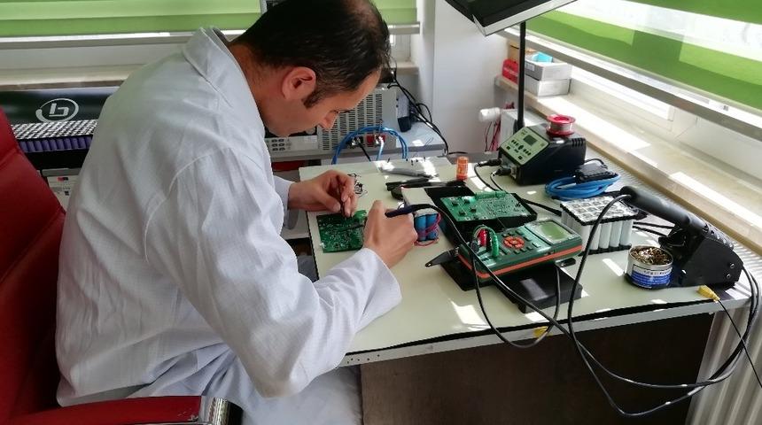 Batron Enerji A.Ş kurucu ortağı Yusuf Kaya, "Savunma sanayindeki batarya a&ccedil;ığını kapatmaya &ccedil;alışıyoruz"