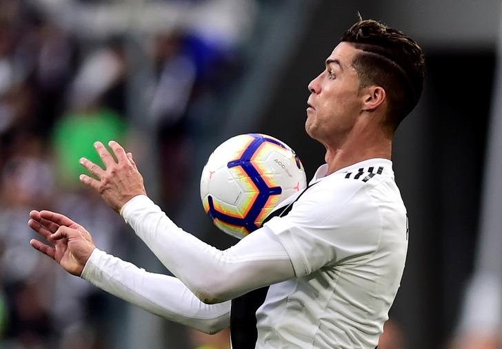 Ronaldo resmen açıkladı! Juventus'ta kalacak G4