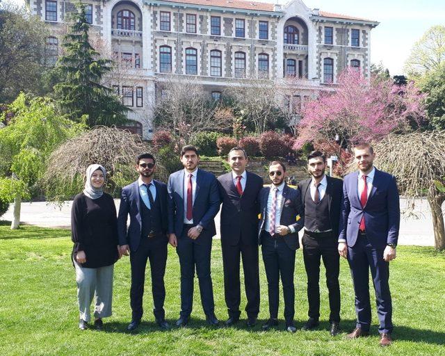 Bayburt Üniversitesi ‘Gökkafes’ ekibi, Boğaziçi Çelik Köprü Yarışmasında Türkiye ikincisi oldu