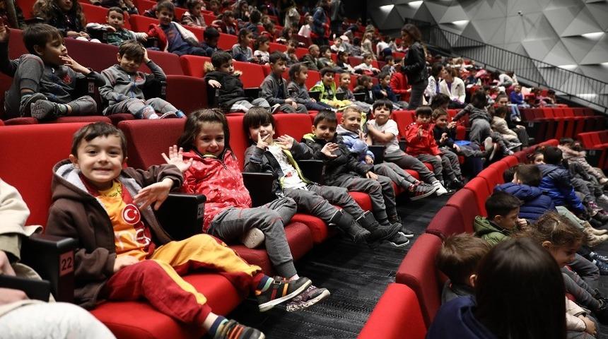 Denizli&rsquo;de 3. Ulusal &Ccedil;ocuk Tiyatrosu Şenliği devam ediyor