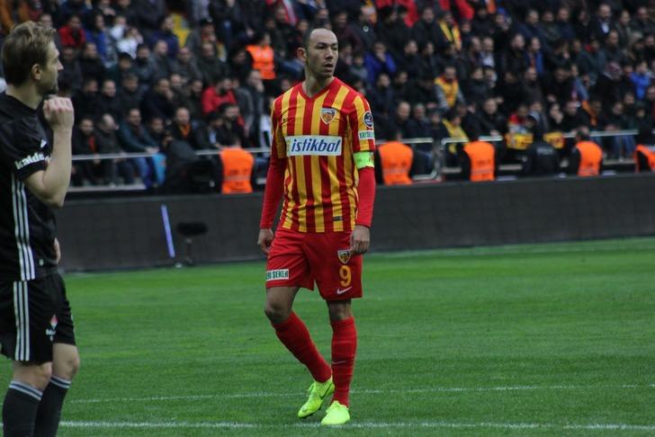Kayserispor'da Umut Bulut sezonu kapattı G2
