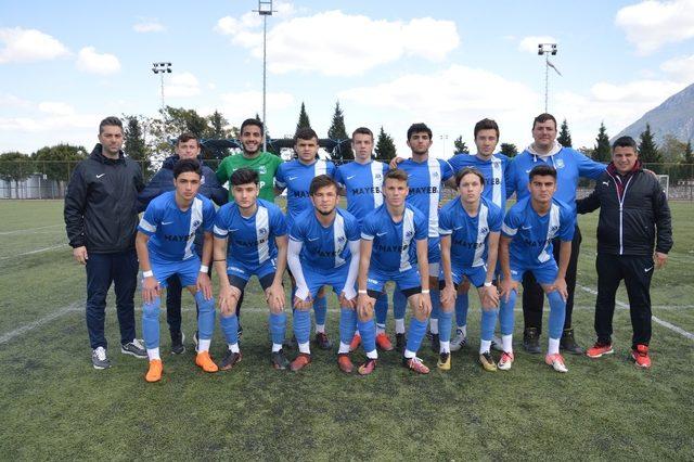 Yunusemre U-19 takımı Manisa İl Şampiyonu oldu