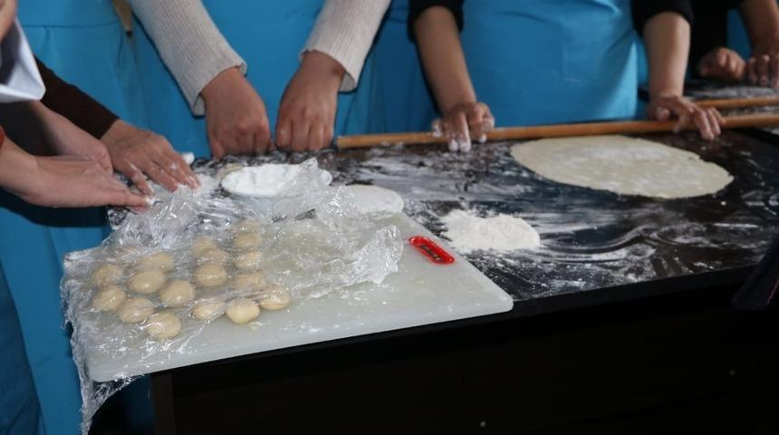 Erzurum İŞKUR,  &lsquo;Kilim Dokuma ve Tatlı Ustası (Baklava) Kursu&rsquo; d&uuml;zenleyecek