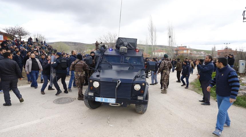 Kılıçdaroğlu'na şehit cenazesinde saldırı (5)