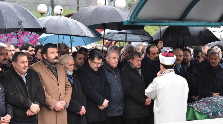 AK Parti İl Başkanı Revi&rsquo;nin acı g&uuml;n&uuml;