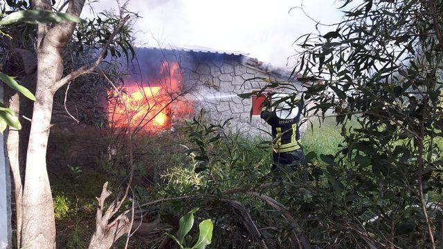 Kamping deposunda korkutan yangın 3