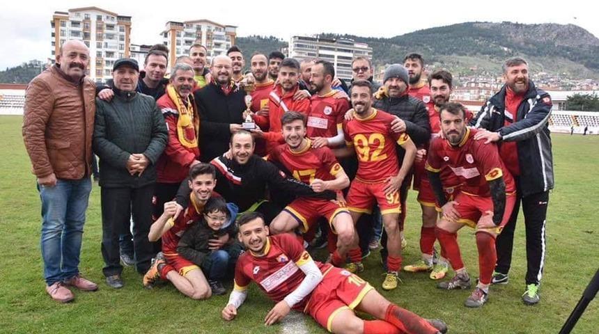 Niksar Belediyespor şampiyon oldu