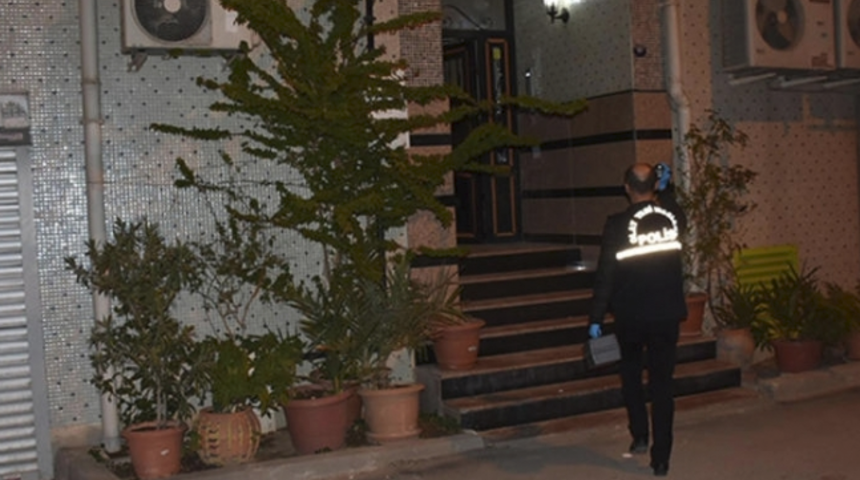 Düğün dönüşü büyük kabus! Çocuklarını koltukta ölü buldular!