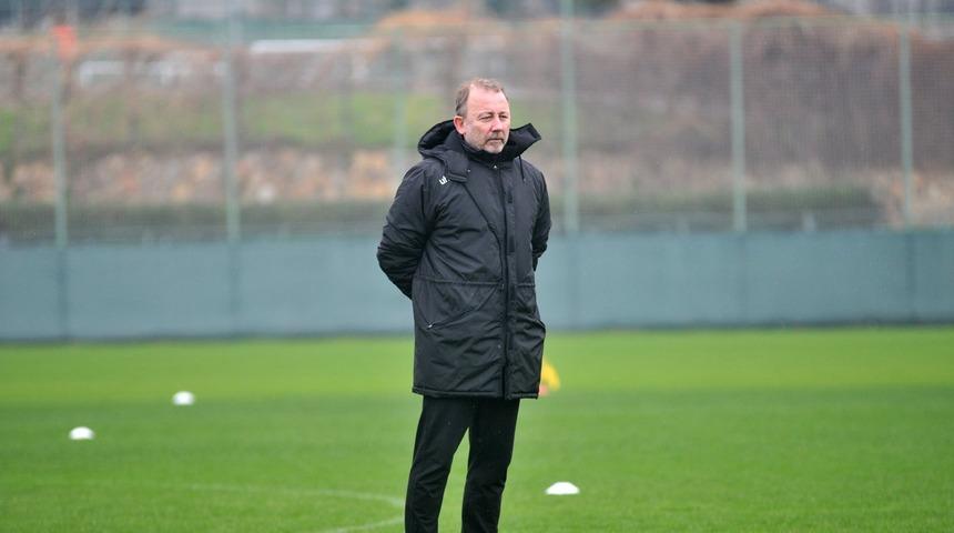 Hasan Çavuşoğlu: Sergen Yalçın'a Beşiktaş ihtimalini sorduk