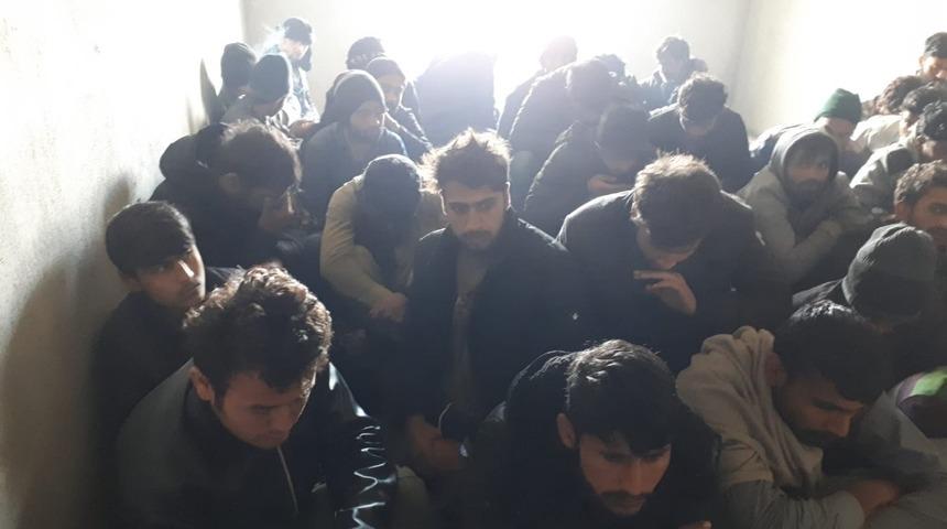 Van&rsquo;da 261 ka&ccedil;ak g&ouml;&ccedil;men yakalandı