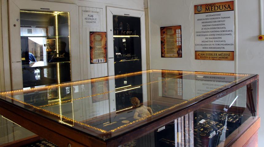 T&uuml;rkiye'nin tek 'Cam Eserler M&uuml;zesi' kapanıyor