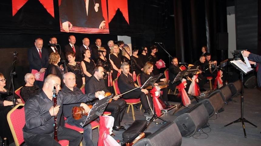 Yardım sevenlerden TSM konseri