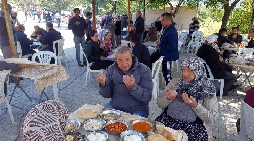 4 asırlık keşkek geleneği binlerce kişiyi buluşturdu