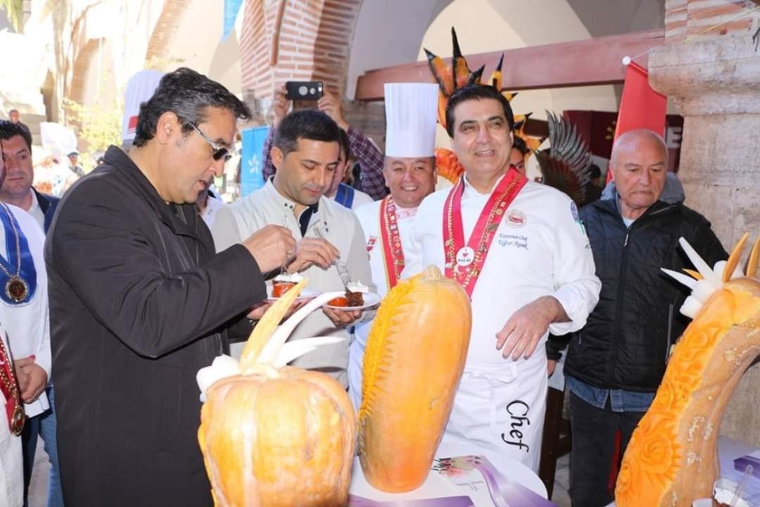 Kuşadası&rsquo;nda 2. Tadım g&uuml;nleri yoğun ilgi g&ouml;rd&uuml;