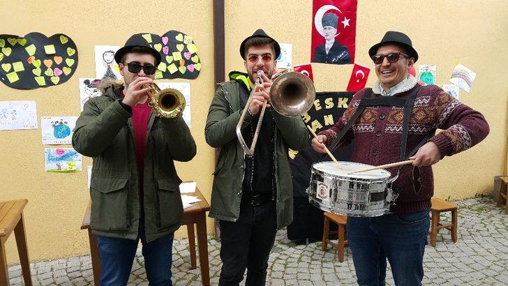 ‘Çocuk Halleri’ fotoğraf sergisi yoğun ilgi gördü G4